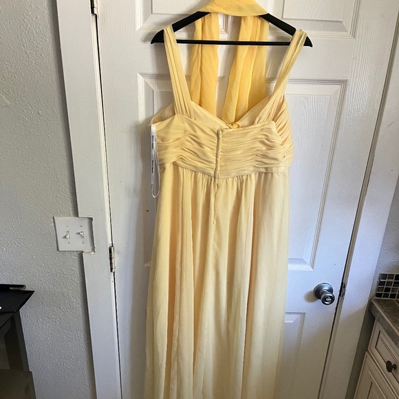 Canary Yellow~Formal Gown~ - Picture 2 of 2